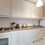 Retreat With Balcony Espinho (Aveiro)