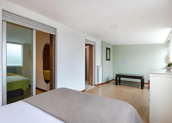 Retreat With Balcony Espinho (Aveiro)